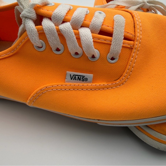 Vans off the Wall Bright Orange Sneakers Lo Pro TB4R Mens 8 Womens 9.5 - Picture 4 of 11